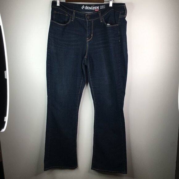 Denizen from Levi's Curvy Boot Cut Jeans - Picture 3 of 9